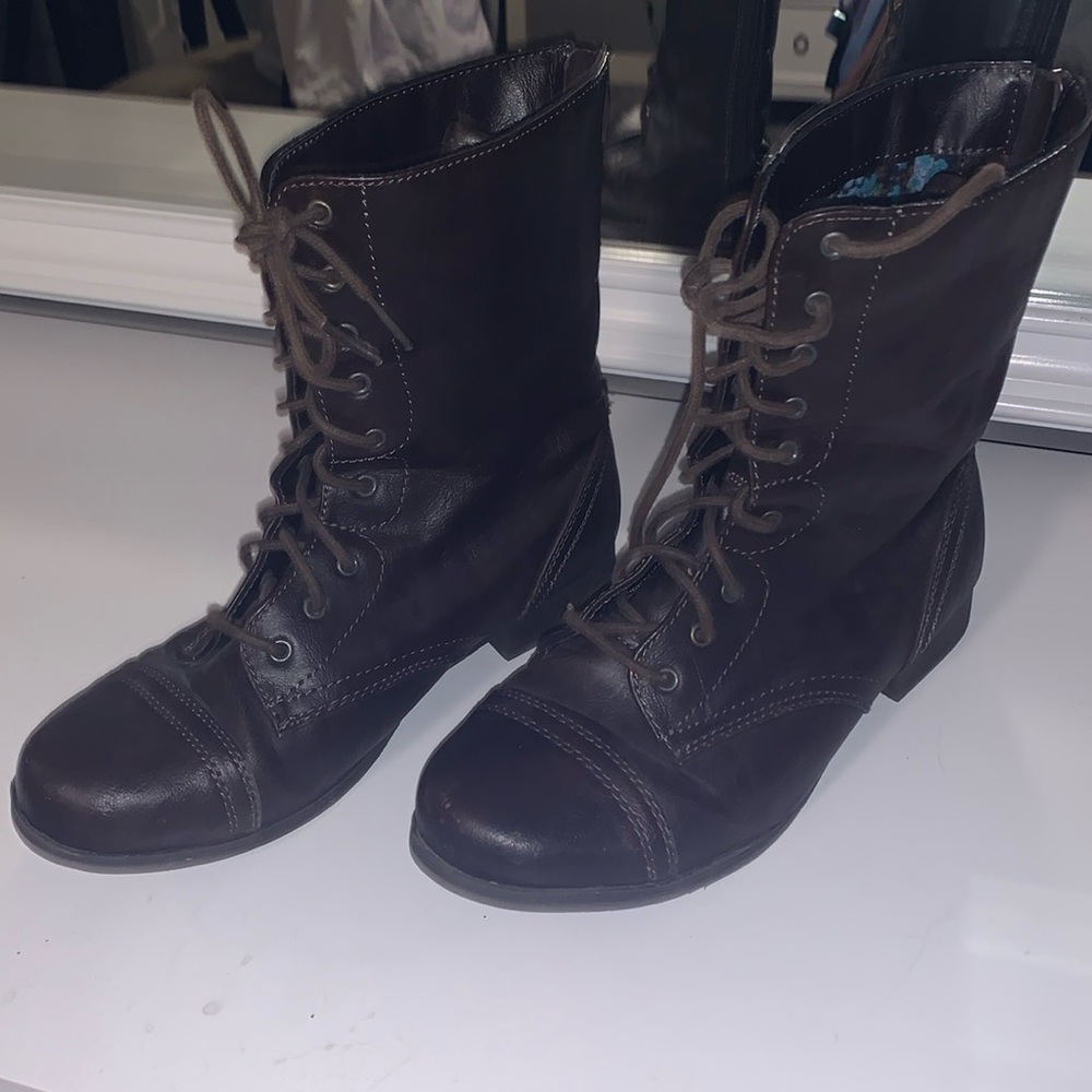 Brown Leather Lace up Boots